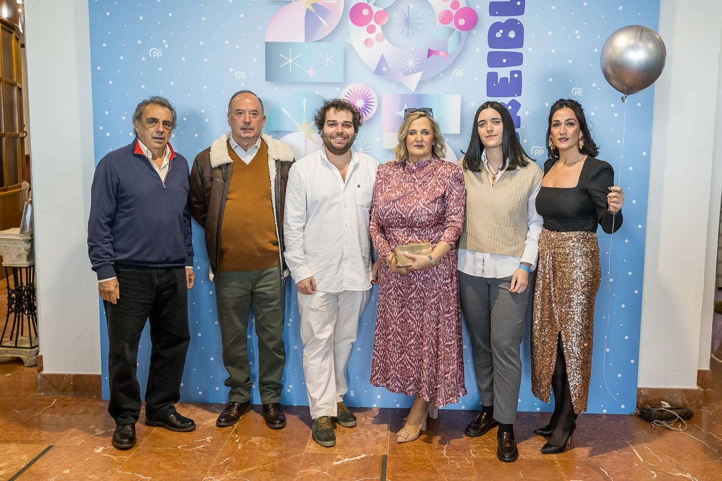 Jesús Fernández, Paulino Noriega, Miguel Moncalian, Rosa Fernández, Lidia Víctor y Lucía Montes.