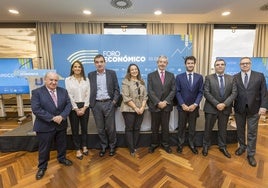 Jesús Ruiz, Juncal González, Ignacio Pérez, Marta Redondo, Luis Revenga, Pablo Gimeno, Rafael Álvarez e Íñigo Noriega