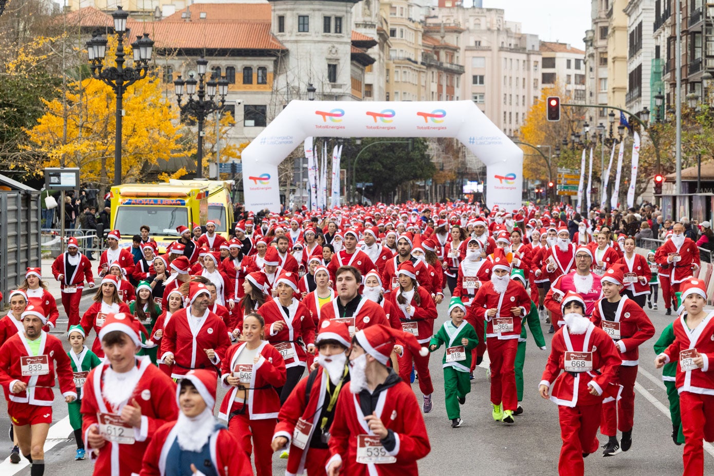 Búscate en la carrera de Papá Noel de Santander