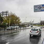 La parte final del tramo de valla instalada en la mediana, que termina ya casi en la rotonda de La Marga.