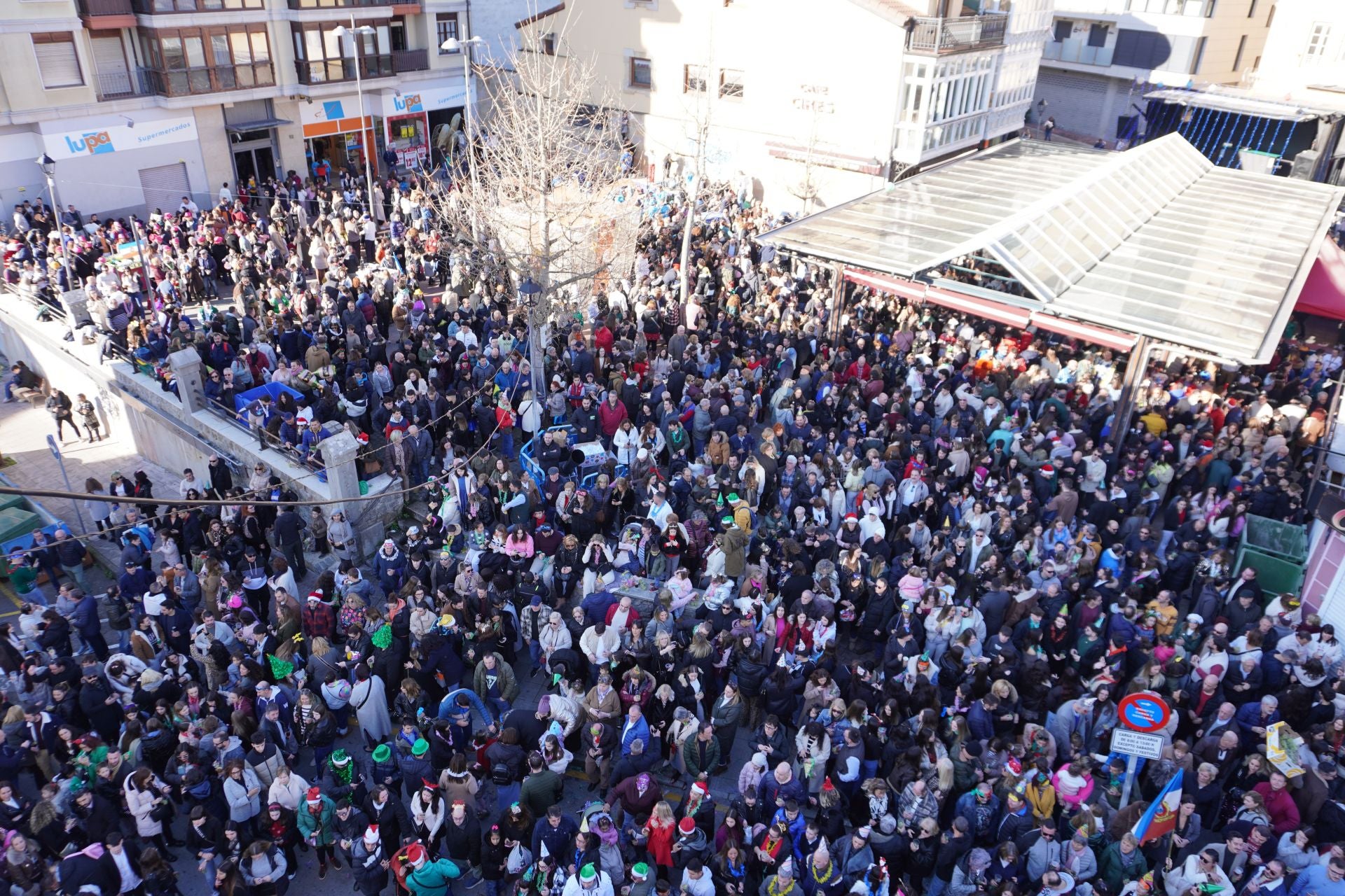 La Plaza del Mercado comenzaba a llenarse de gente desde primera hora