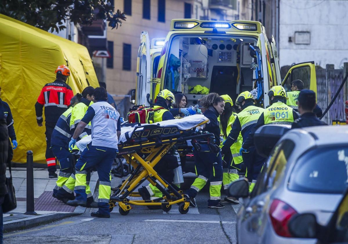 Recibe el alta el policía hospitalizado por el incendio en Santander