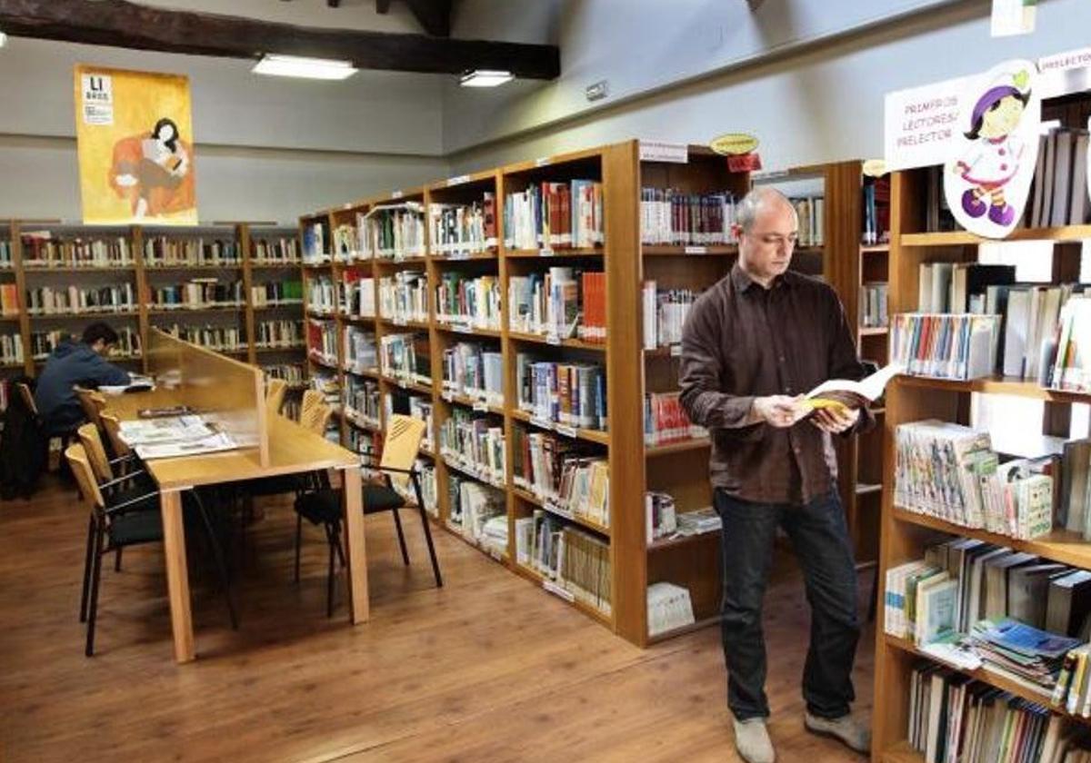 Biblioteca de Cabezón de la Sal.