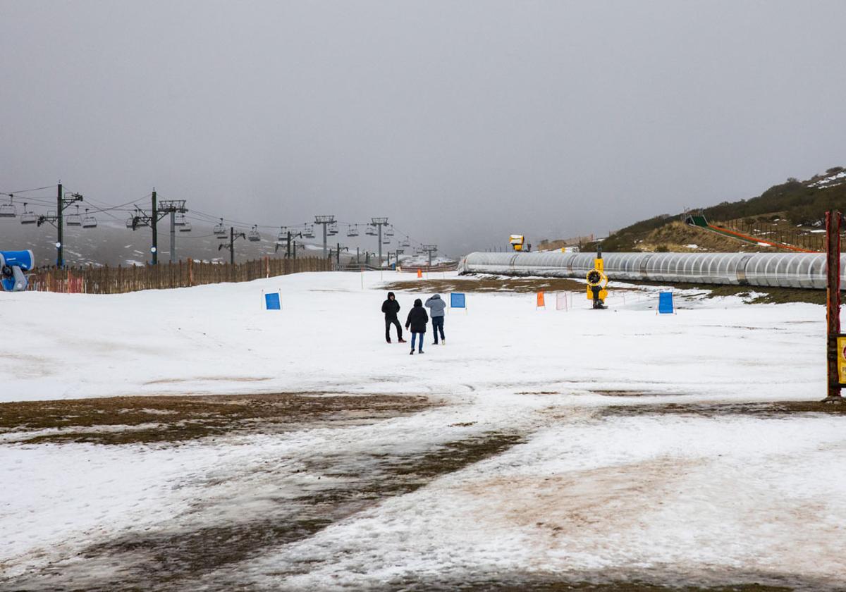 No hay nieve en Alto Campoo