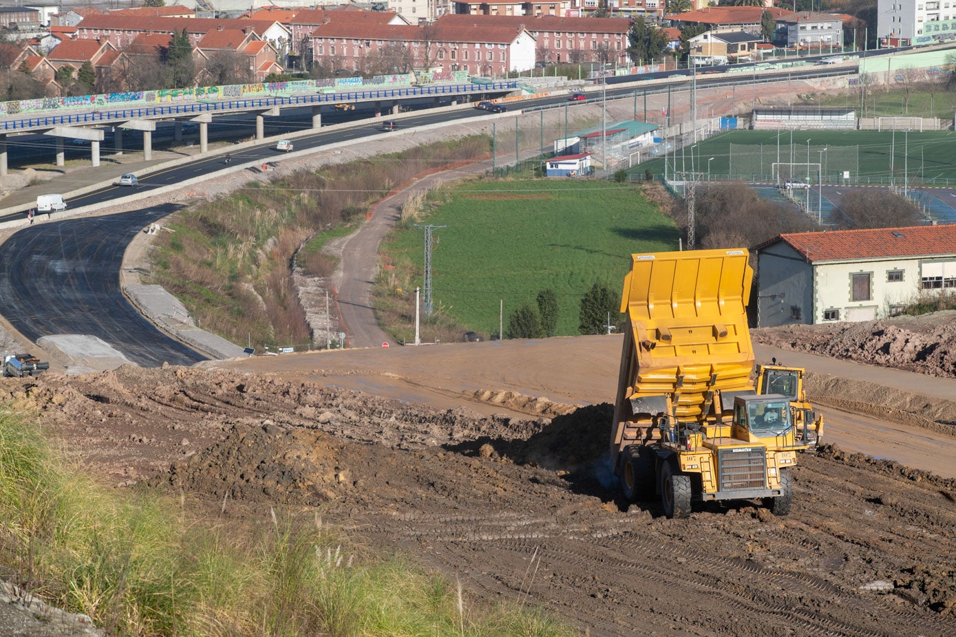 Las obras en su paso por Barreda están prácticamente finalizadas. 