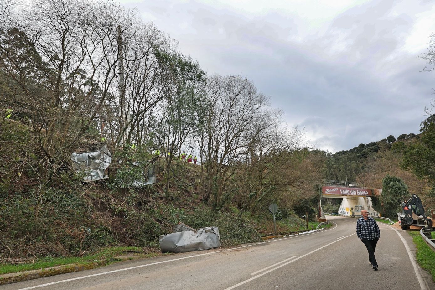 Carretera de acceso al valle del Nansa que está cortada desde el lunes