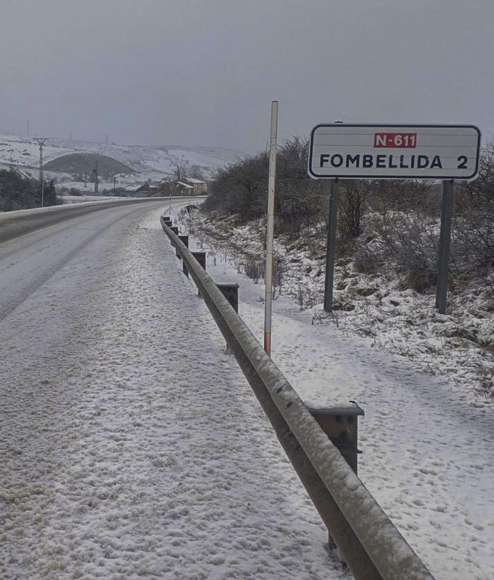 Imagen secundaria 2 - Carreteras nevadas en Fombellida.