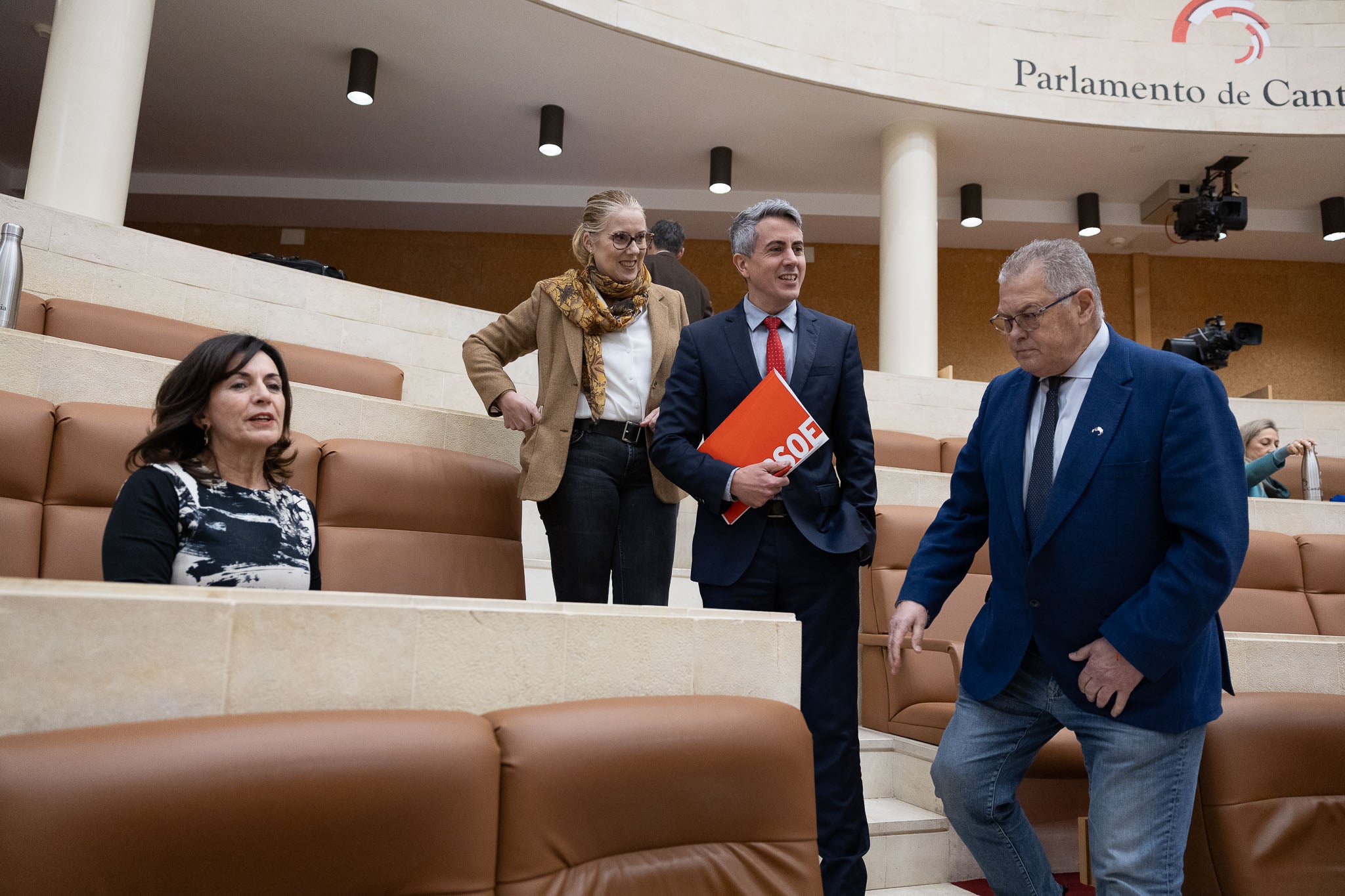 Ana Belén Álvarez, Nórak Cruz, Pablo Zuloaga y Joaquín Gómez, cuatro de los ocho diputados socialistas en el Parlamento.