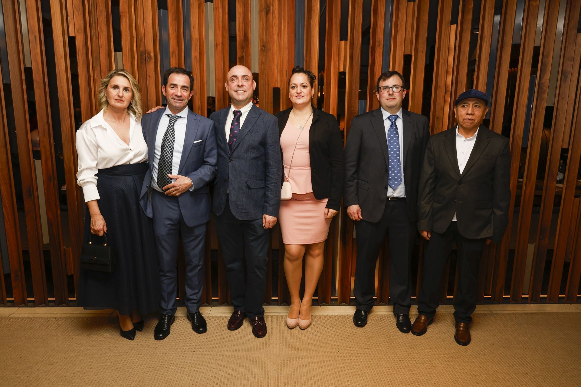 María Antonia Huelga, Víctor Cañas, Gerardo Sarabia, Silvia Sánchez, José Fernández y Edgar Rojas.