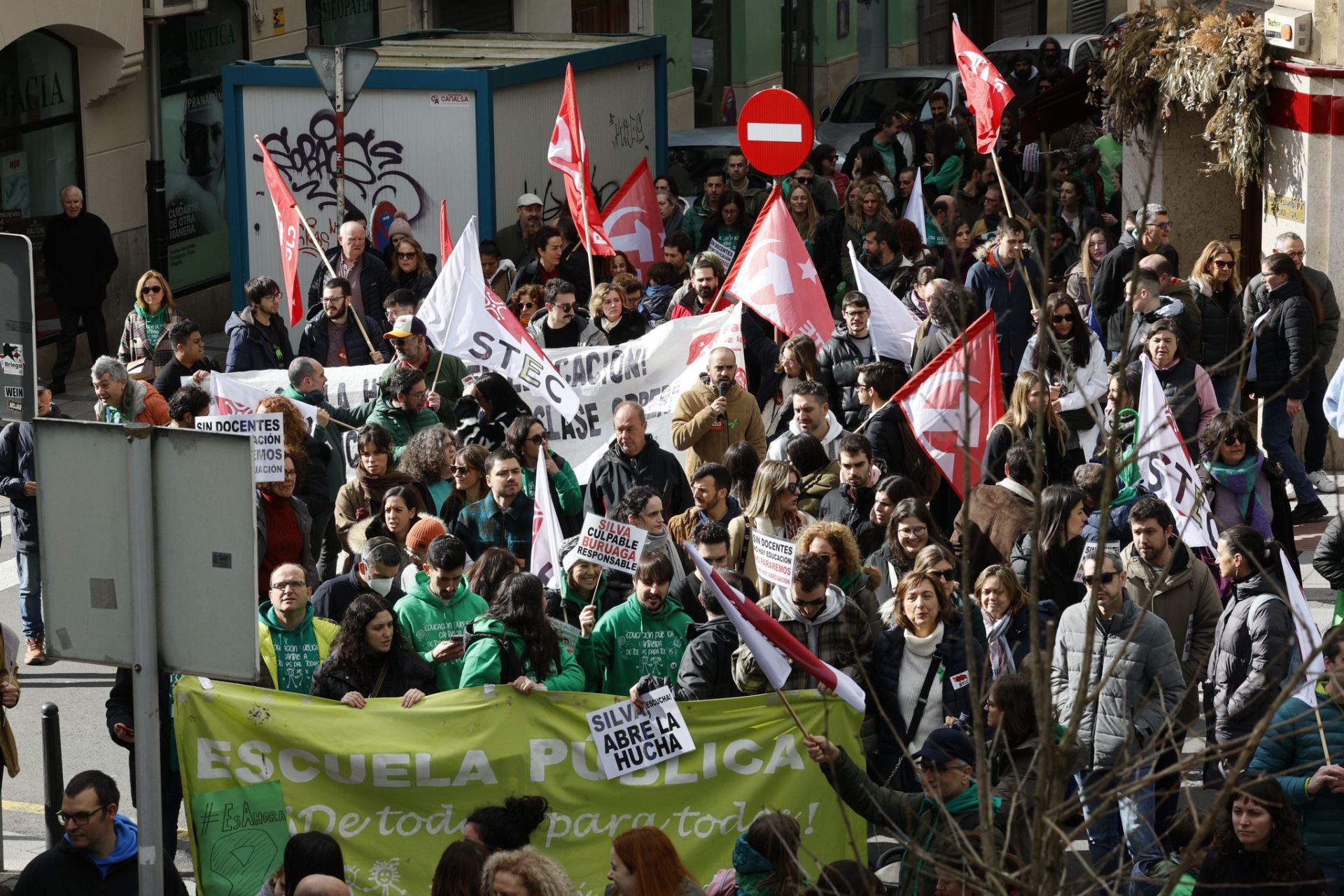 La manifestación, en el Río de la Pila, donde se ha fijado su punto de partida. 