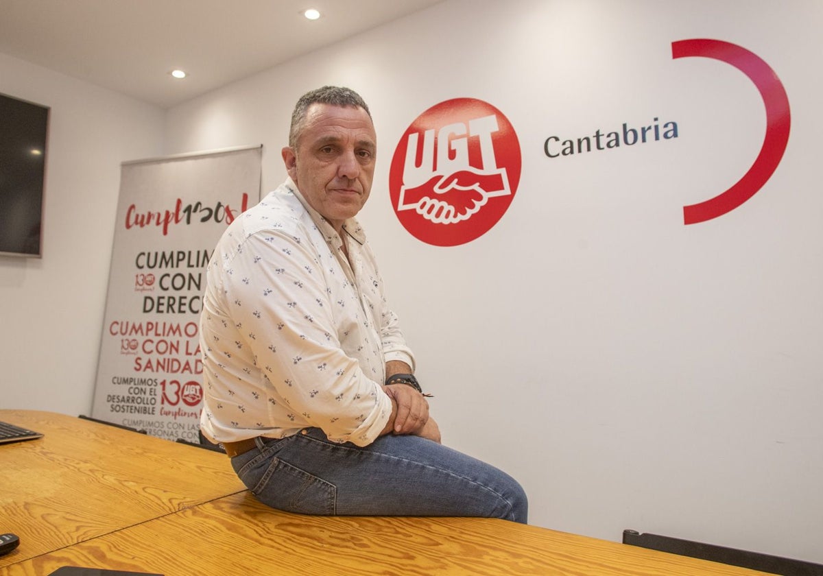 Mariano Carmona en la sede de UGT.