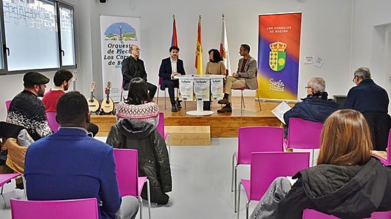 Los Corrales acoge la segunda edición del concurso de instrumentos de plectro