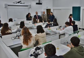 El IES María Telo suma a su proyecto educativo un nuevo laboratorio de Biología y Geología.