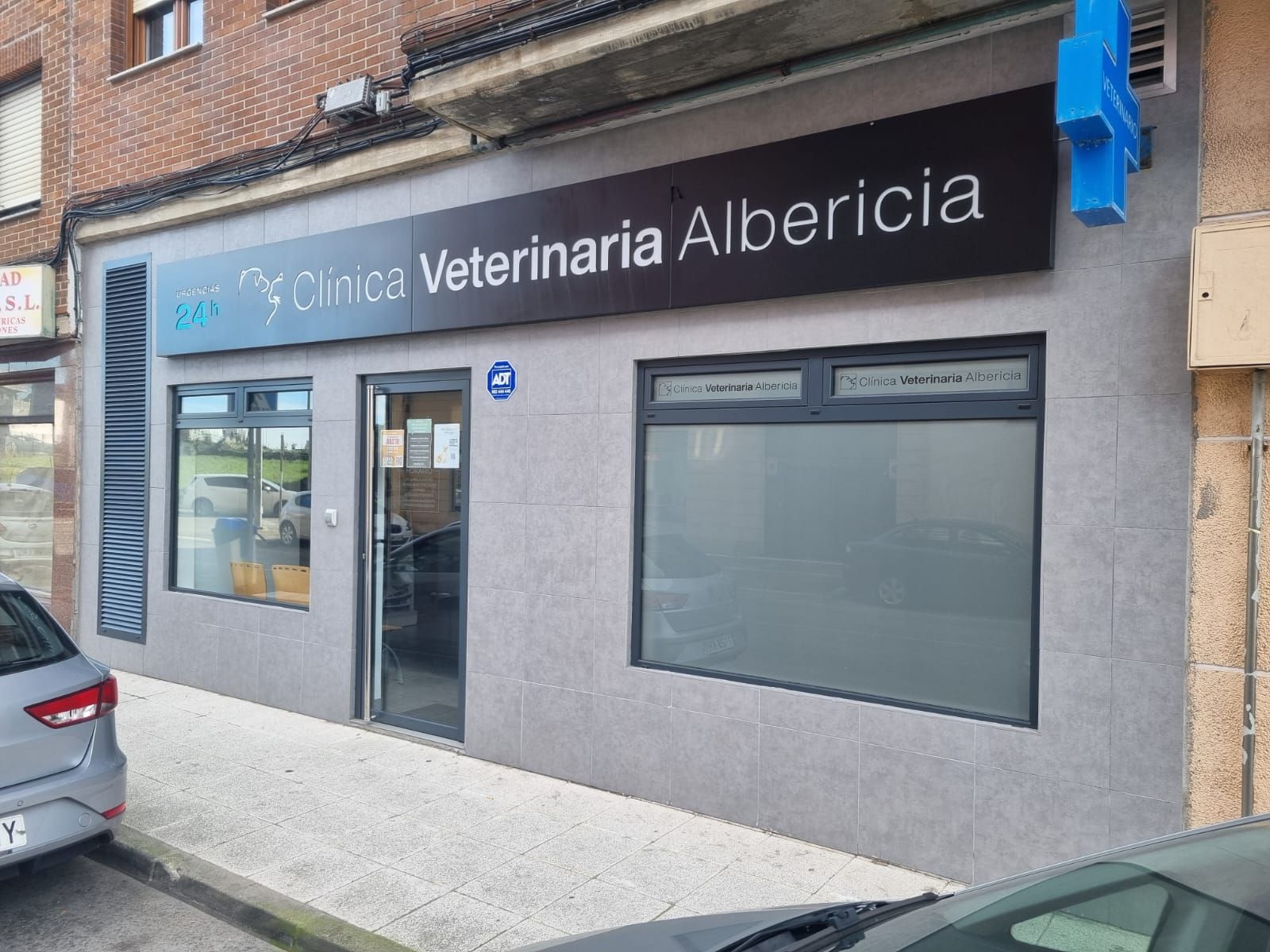 Clínica Veterinaria Albericia, en Santander.