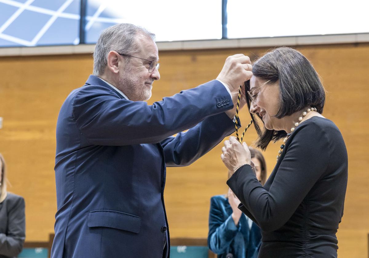 Toma de posesión de la nueva rectora de la UC