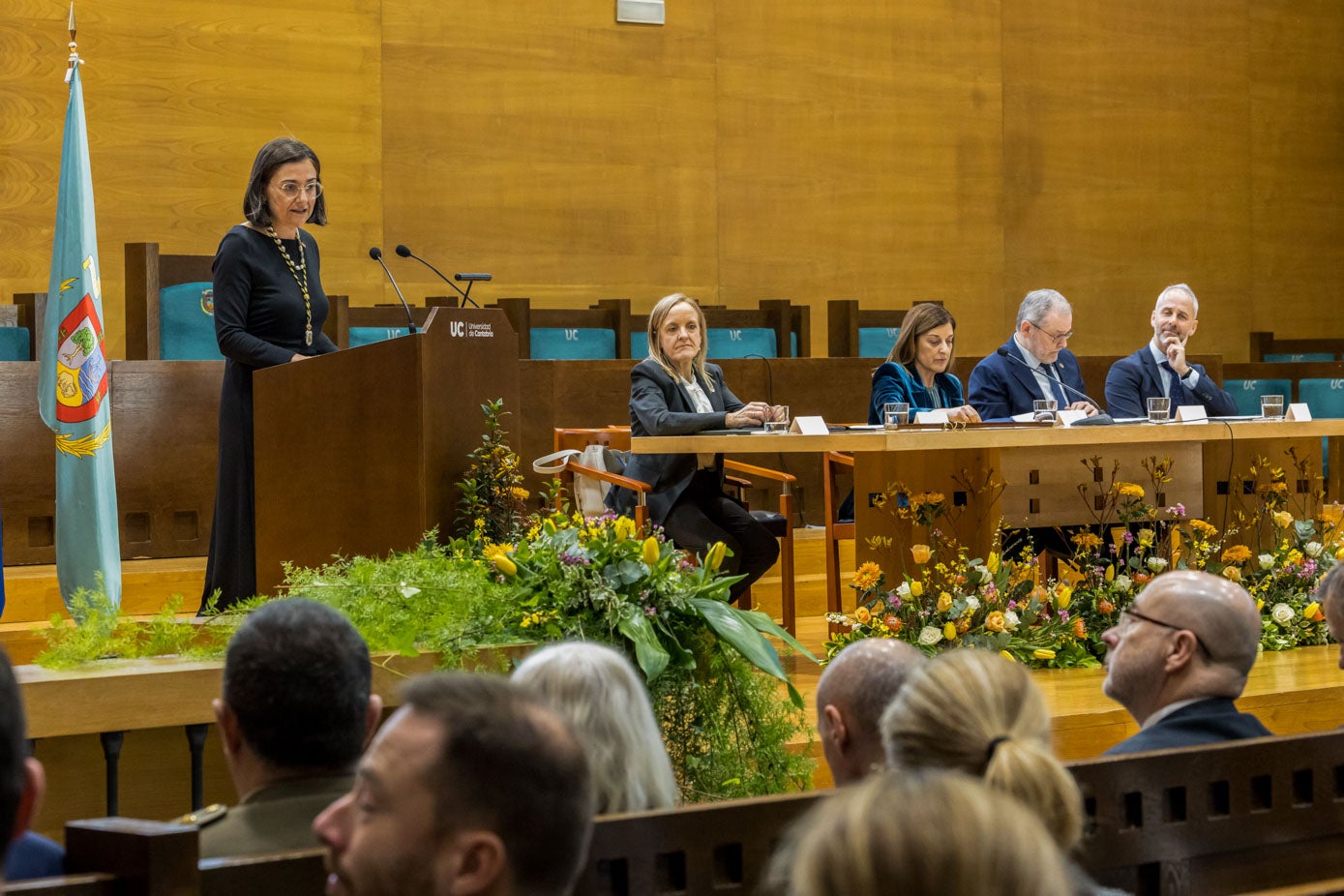 Primer discurso de Conchi López como rectora de la Universidad de Cantabria. «Todas las personas somos UC y este equipo gobernará con templanza para seguir construyéndola conjuntamente«, ha dicho. 