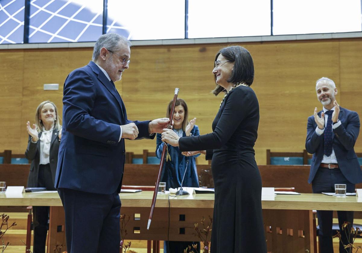 Conchi López toma el mando de la UC para afrontar los retos con «soluciones audaces»