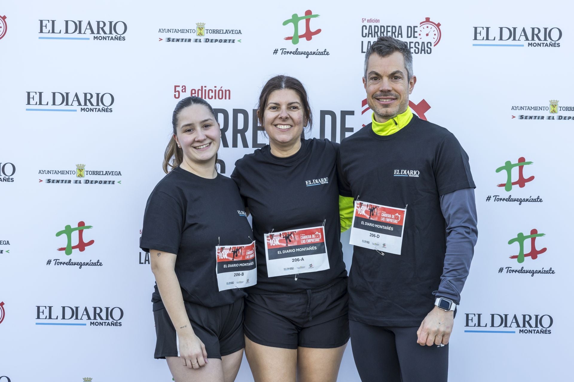 Henar Scheilch Aragoneses, Lorena Sanuy Torres y José Carlos Rojo, de El Diario Montañés.