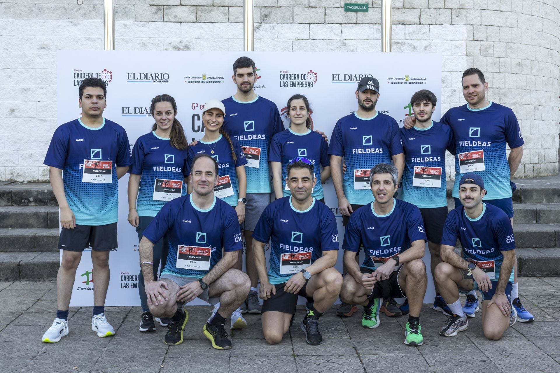 Martín Moreno, Marta Bueno, Irene Gómez, Alejandra Gómez, Alberto Vázquez, Javier Blanco, Javier Rodríguez, David Fernández, Javier Fernández, Jesús Alfredo Ramírez Sánchez, César Torre e Iván Moreno, de Fieldeas.