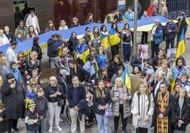 Manifestación de condena de los tres años de la guerra