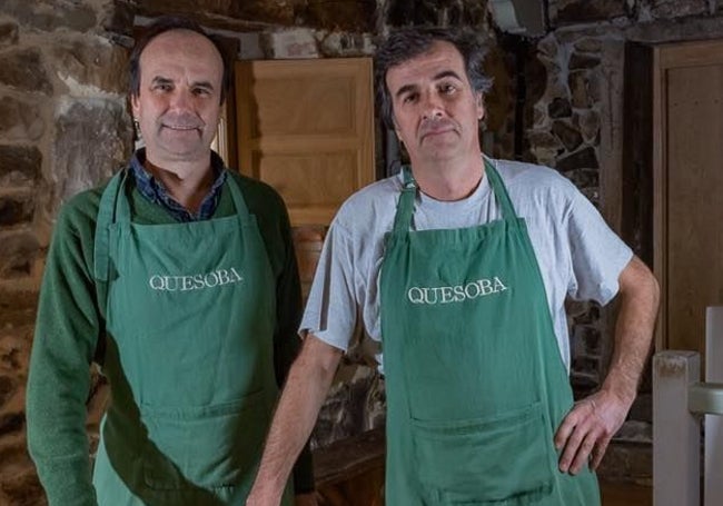 Los hermanos José María y Álvaro Alonso Ruiz, de Quesoba.