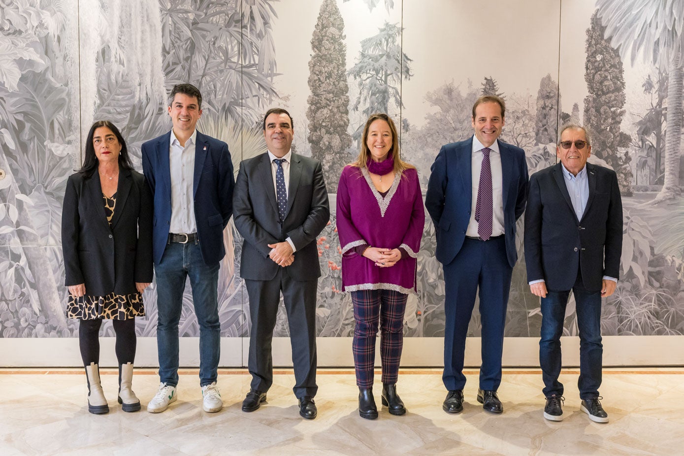 Ana Carrera, Daniel Fernández, Rafael Álvarez, Leticia Díaz, Mauricio Zuloaga y Víctor Gijón.