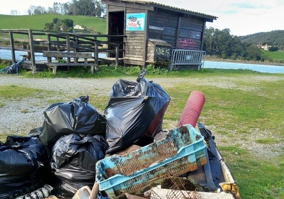 Basura recogida por los internos en la zona del observatorio de Bengoa.