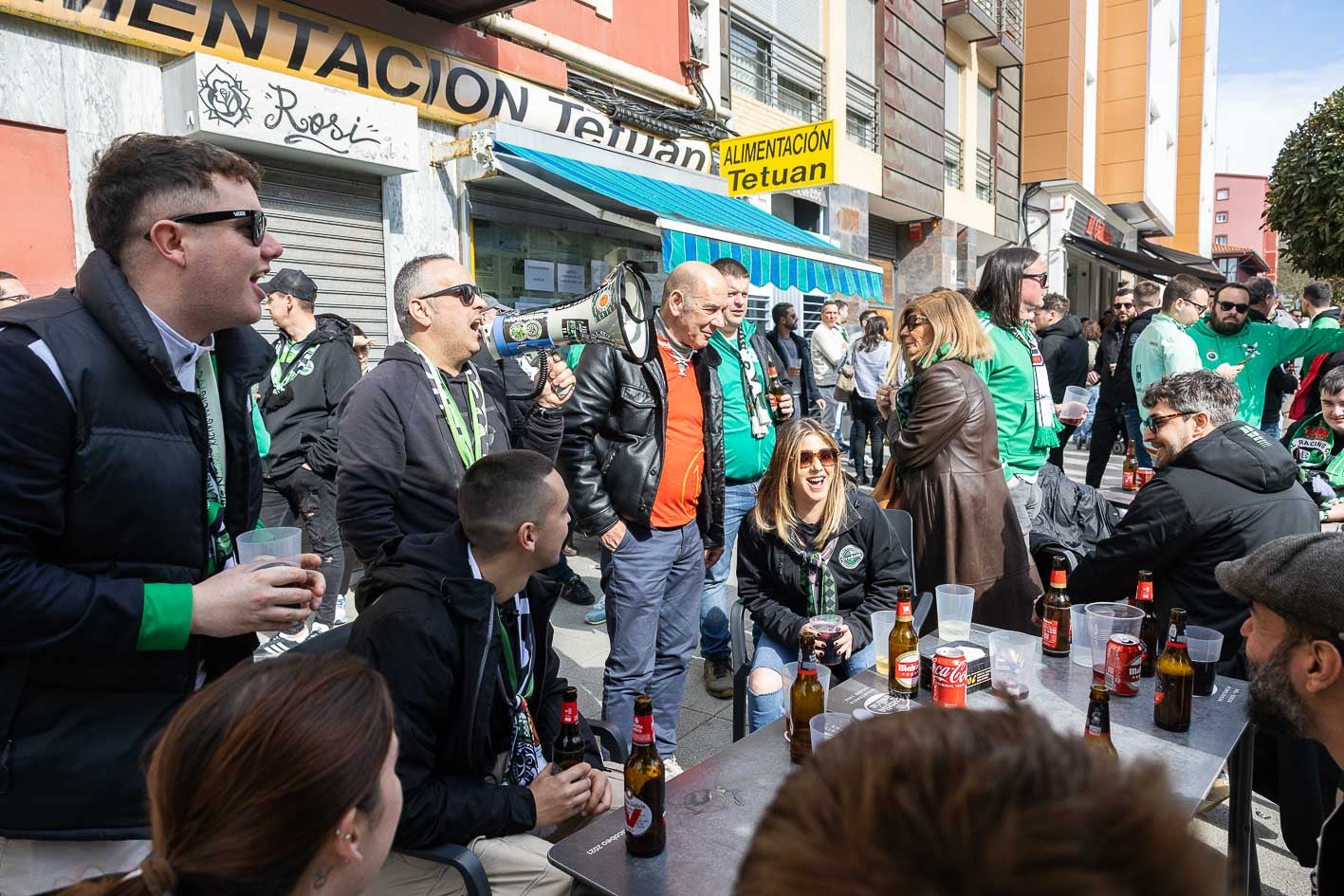 Animación en las terrazas de Tetuán.