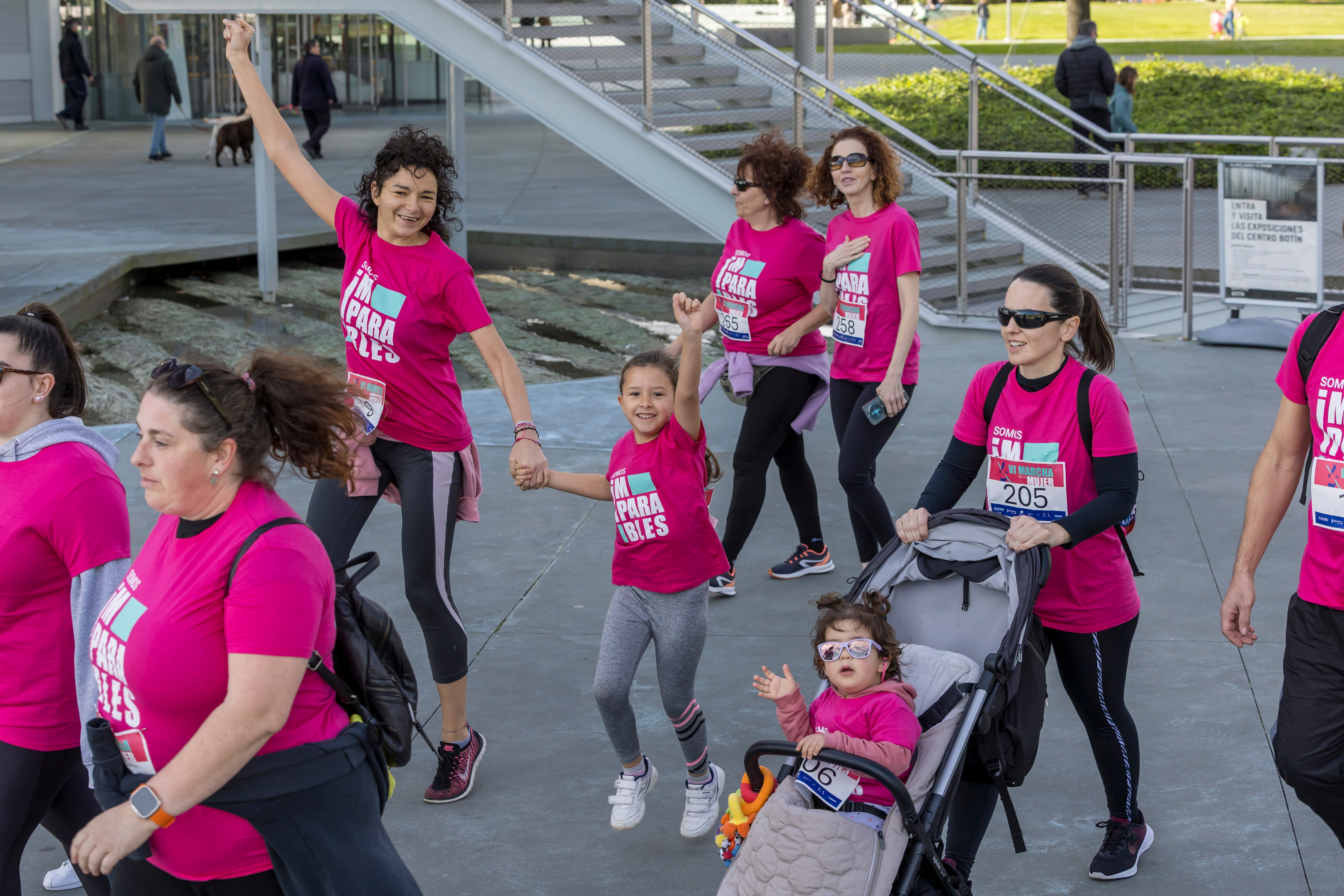 La carrera de la mujer de El Diario Montañés, en imágenes