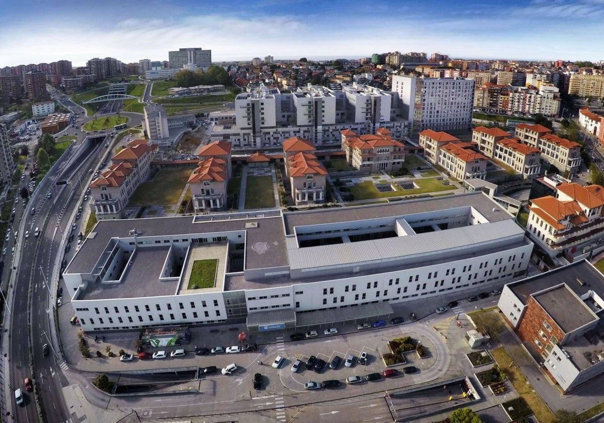 Vista áerea del hospital Valdecilla.