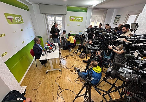 «No me arrepiento. No creo que haya cometido ningún delito porque no he dicho nada que no sea cierto»