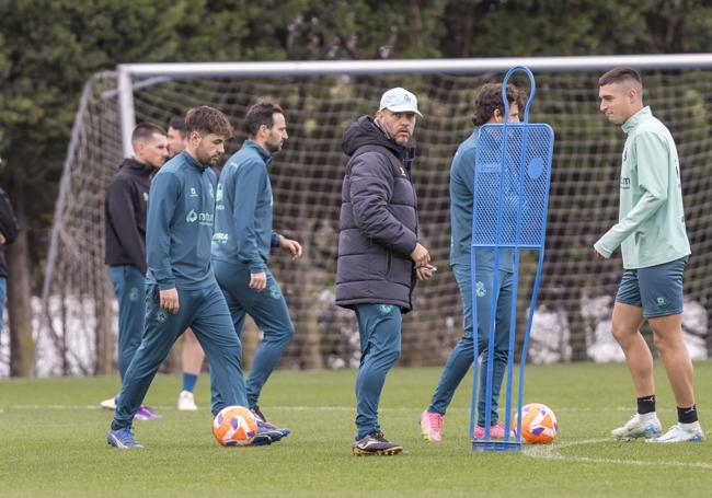 El técnico, esta mañana en La Alberticia.