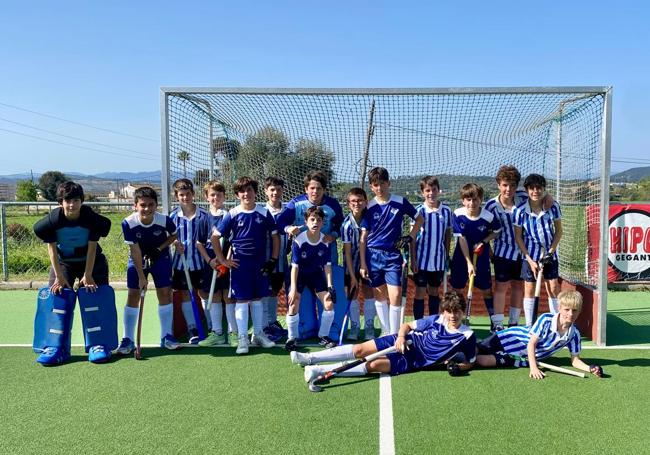 Los equipos femeninos y masculinos de ambos clubes disputaron varios partidos en formato 7×7.