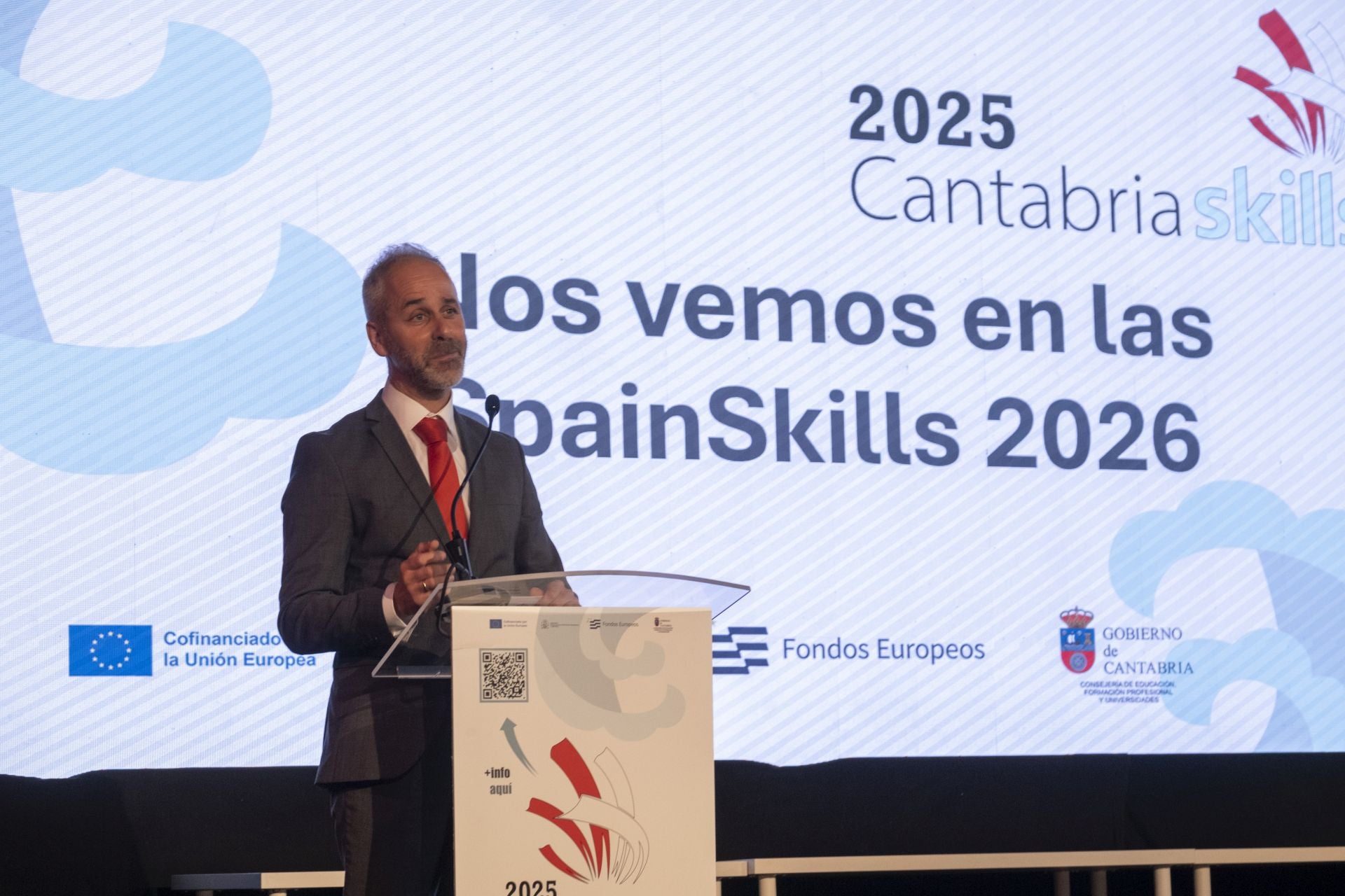 Sergio Silva, consejero de Educación, FP y Universidades, ha dirigido unas palabras al cierre de las Olimpiadas de FP, que ha calificado de «éxito rotundo».