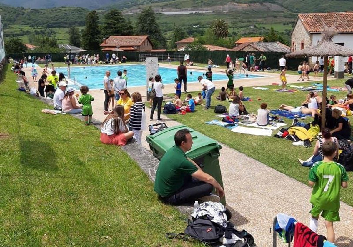 La Mancomunidad de Iguña licita la gestión conjunta de las piscinas del valle