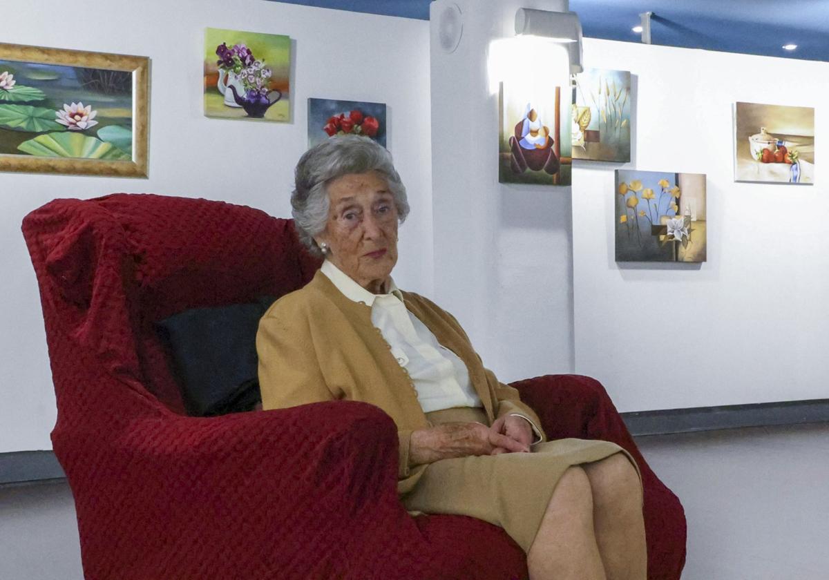 El mundo a través de los ojos de Delia del Campo, en su debut expositivo a los 94 años
