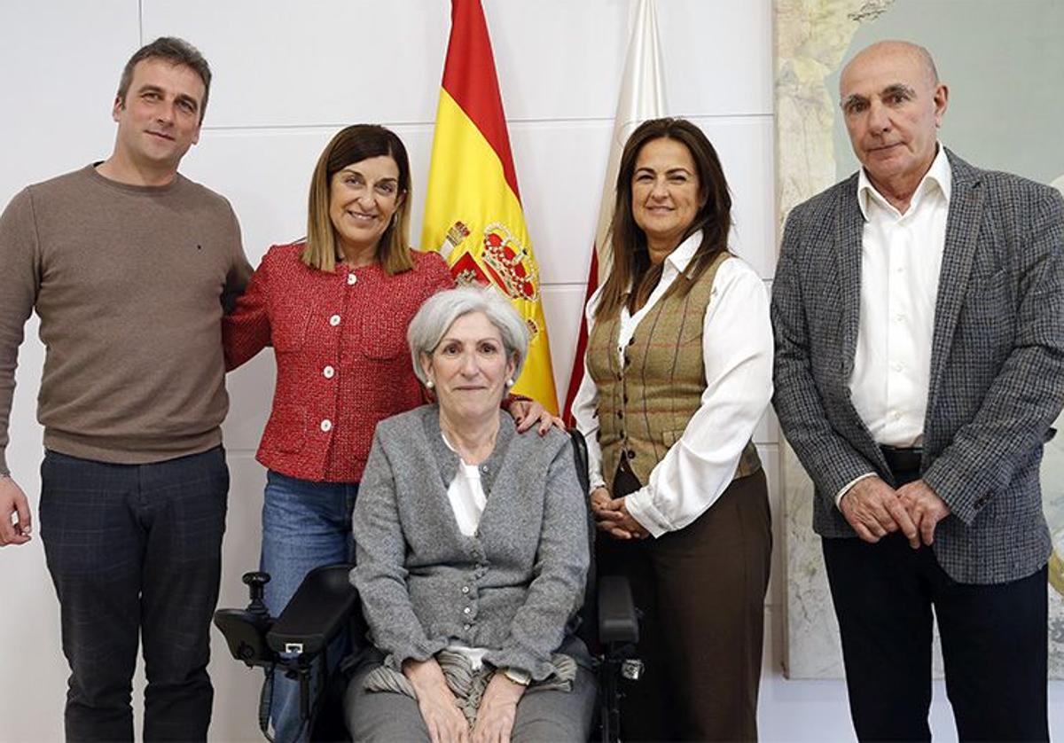 Cantabria invierte 100.000 euros en ayudas para cuidar a enfermos de ELA