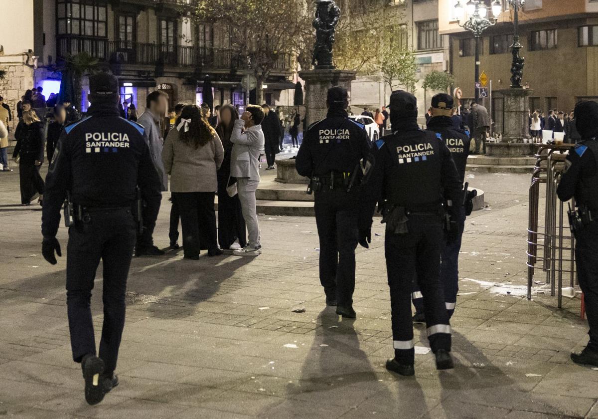 Solo 49 denuncias por botellón durante los días de Semana Santa en Santander
