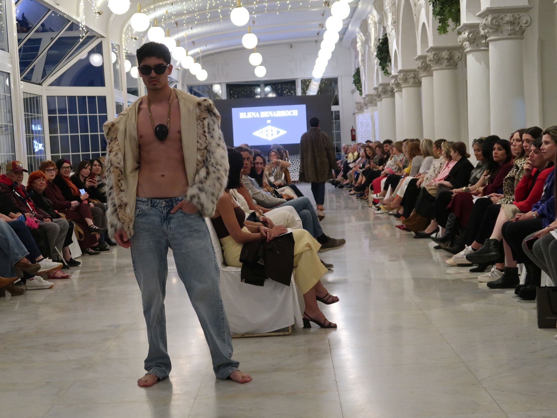 Elena Benarroch trajo al Hotel Real propuestas masculinas y femeninas