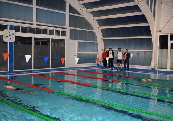 Piscina cubierta de Renedo de Piélagos.