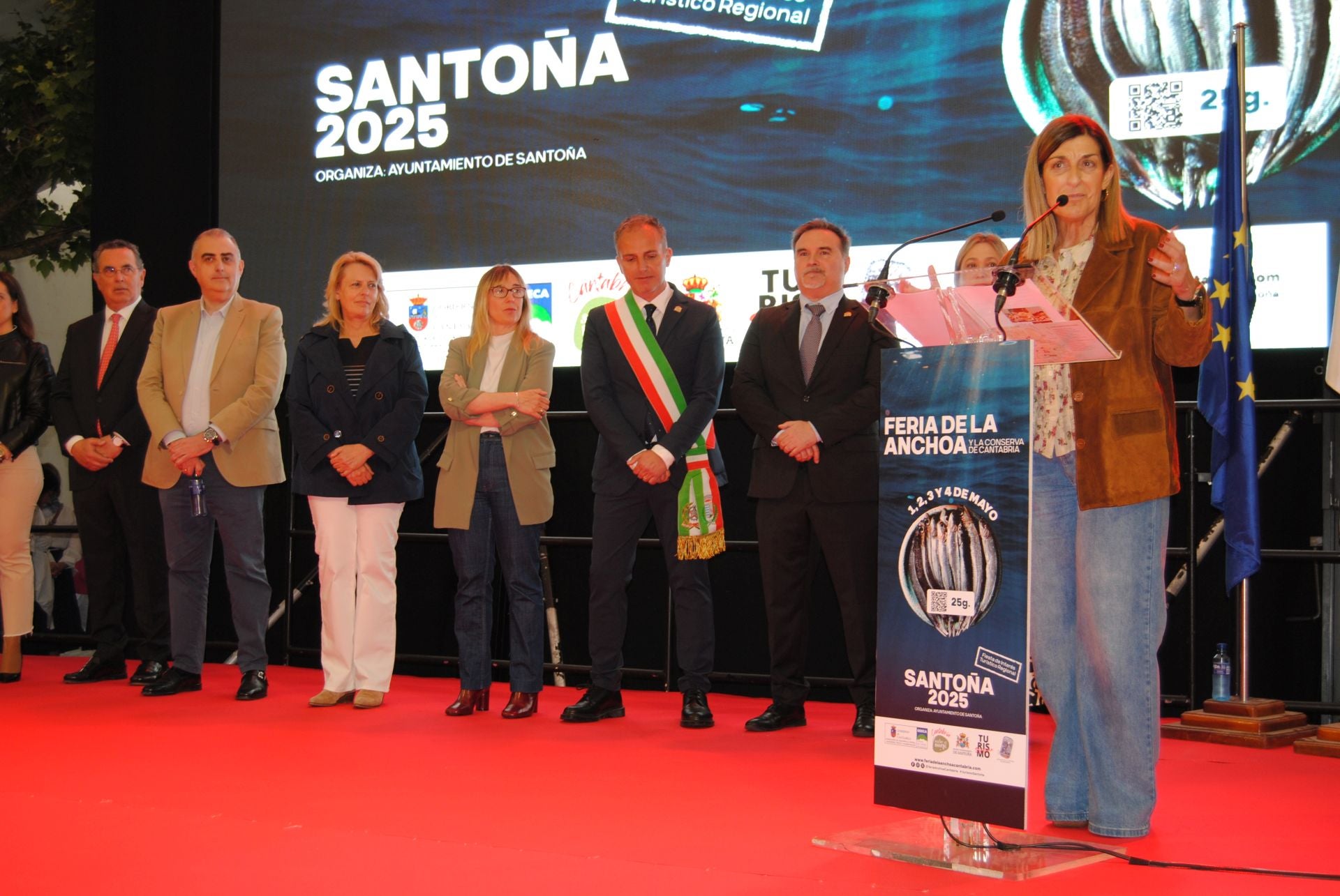 La presidenta de Cantabria, María José Sáenz de Buruaga durante su discurso inaugural. 
