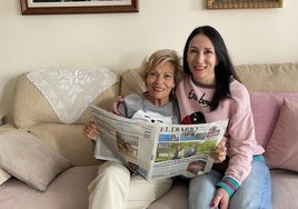 La diseñadora Anabel Ortiz con su madre, Isabel Cañón.