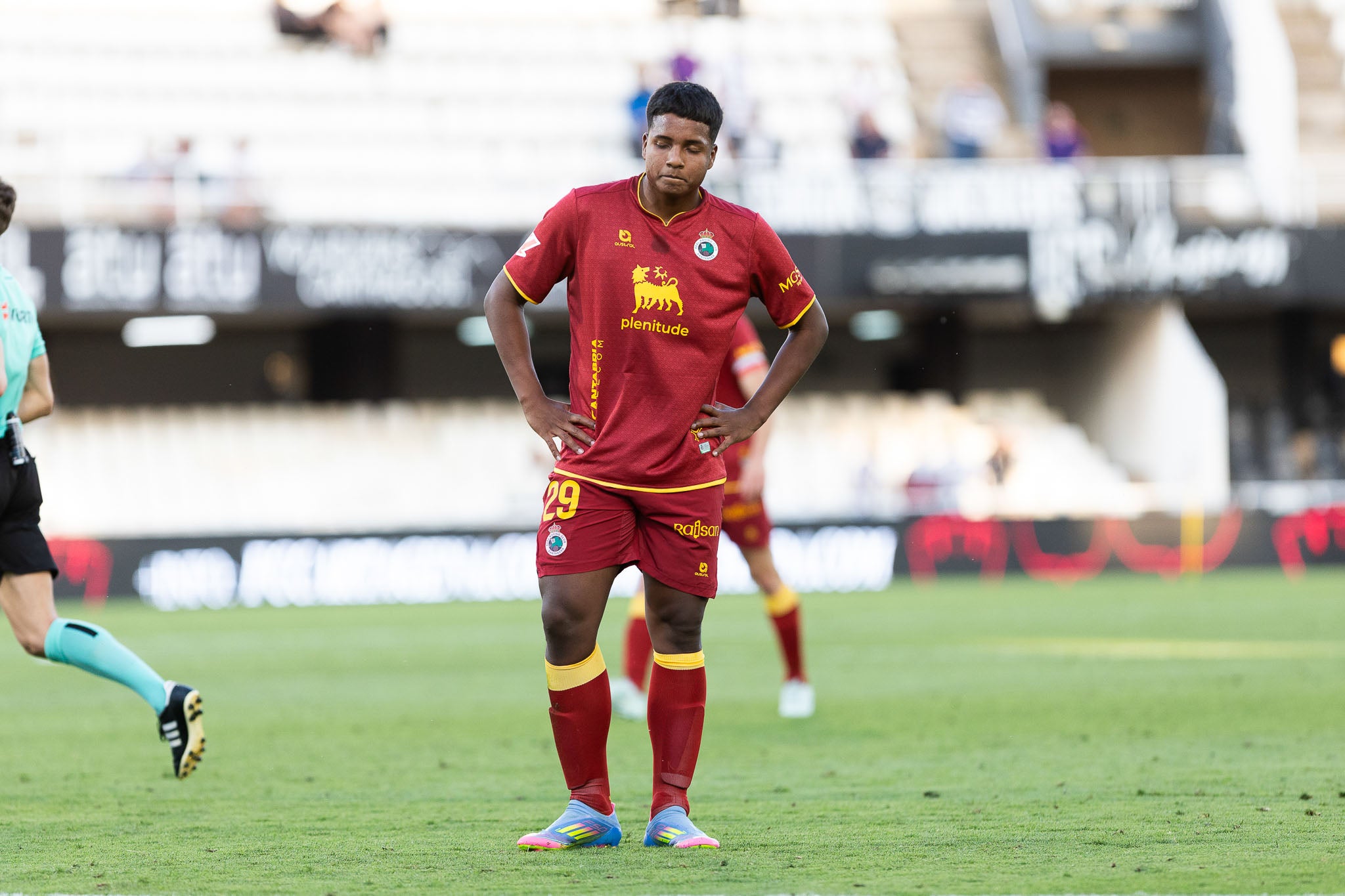 Jeremy entró en la segunda mitad del partido para sustituir a Vencedor