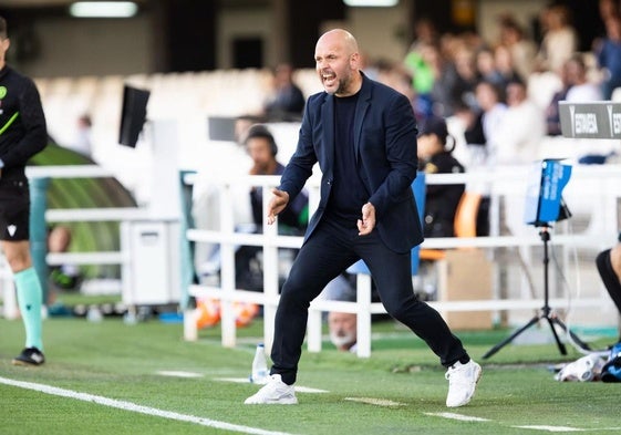 José Alberto, en un momento del partido de este domingo.