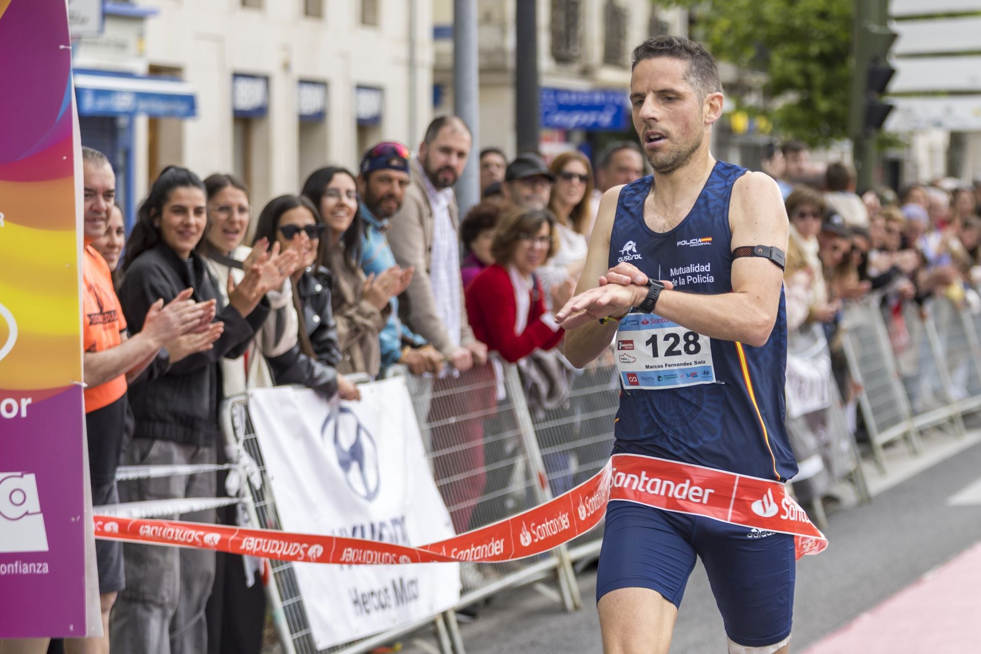 Si participaste en la media maratón y seis kilómetros de Santander, búscate