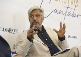 José Enrique Campillo, natural de Extremadura, es colaborador habitual del Suplemento Cantabria en la Mesa y ha participado en numerosos encuentros relacionados con la gastronomía y la agroalimentación.