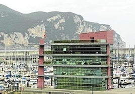 Puerto de Laredo.