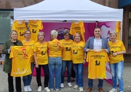 Presentación de las camisetas del equipo de Cantabria en Rosa.