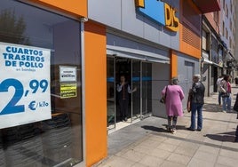 Los precios subieron en Cantabria un 2% en abril por el aumento del vestido y el calzado