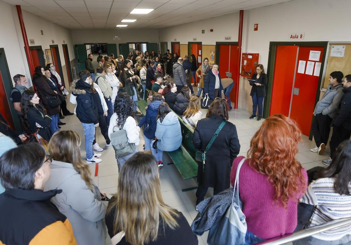 El juzgado empuja al Gobierno a convocar un macroconcurso interno de funcionarios